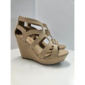 Platform Wedge Heels Zip Up Lasser Cut Woman Size 8.5 Natural Beige Sand Color‎